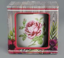 Virágmintás porcelán bögre, bontatlan dobozában