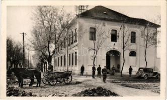 1941 Újverbász, Verbász, Novi Vrbas; M. kir. posta, magyar katonák, automobil. Garamszeghy Pál kiadása / post office, Hungarian soldiers, automobile + "MAGYAR KIRÁLYI MOZGÓPOSTA"