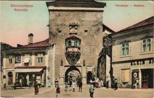 1910 Körmöcbánya, Kremnitz, Kremnica; Városkapu, üzlet, piac. Kniep R. kiadása / Stadtthor / gate, street, shops, market (EK)