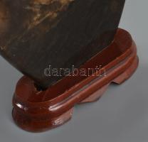 Kínai tudóskő asztaldísz, m: 16 cm