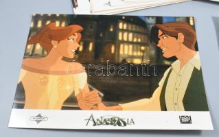 30 db filmfotó: Anastasia, Hook, Beverly Hill-dili, Pocahontas, Álljon meg a nászmenet, stb., 18×24 ...