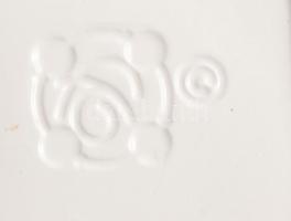 Hentesüzlet alakú ékszeres edény, jelzett, m: 10,5 cm