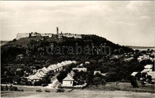 Nógrád, látkép a várral. Képzőművészeti Alap (gyűrődés / crease)