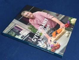 Gyurcsány Ferenc: 
Gyurcsány a konyhában. (Dedikált.)
(Budapest, 2013). (Novotrade Kft. - Gyomai K...