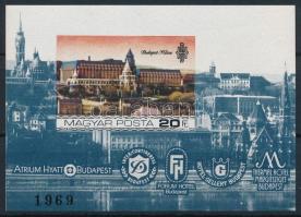 1984 Duna-parti szállodák Budapesten vágott blokk (4.000)