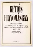 Duray Miklós: Kettős elnyomásban. Dokumentumok a csehszlovákiai magyarság helyzetéről és jogvédelméről 1978-1989. Pozsony/Bratislava, 1993., Madách-Posonium, 589+3 p. Duray Miklós (1945-2022) felvidéki magyar politikus, író és egyetemi tanár, geológus. Kiadói papírkötés, volt könyvtári példány.