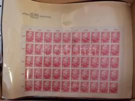 Ausztria rendező és készlet a 90-es évekig 5 db berakóban + 1 db ív, dobozban