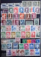 Finnország tartalmas, döntően használatlan gyűjtemény kb az 1880-1999 közötti időszakból 24 lapos Le...