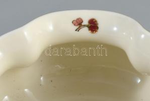 Zsolnay pillangó mintás paradicsomvirág váza. Kézzel festett, jelzett, hibátlan d: 13 cm