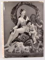 Népművészeti Örökségünk kötete: Bellon Tibor, Szabó László (szerk.): Szolnok megye népművészete. Bp....