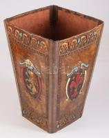 Címeres díszítésű bőrborítású esernyőtartó, kopással, m: 31 cm