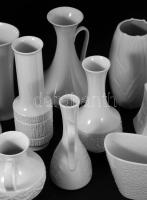 10 darab vintage német fehérmázas design váza, klf tervezőktől és márkáktól, közte Arzberg, Royal, s...