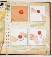 Joe Fullman: Bűvésztrükkök nagykönyve. Egmont-Hungary Kft., 2009. Kiadói kartonált papírkötésben