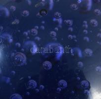 Buborékos anyagú nagyobb levélnehezék, szakított üveg, kis kopással, m: 8,5 cm