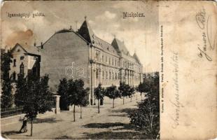 Miskolc, Igazságügyi palota. Vadász M. kiadása, Dunky fivérek udvari fényképészek felvétele (fa)