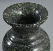 Márvány váza, m: 15 cm