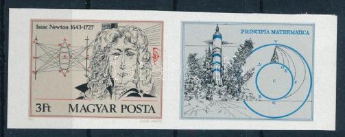 1977 Isaac Newton vágott szelvényes bélyeg