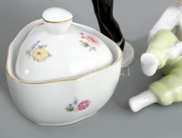3 db Hollóházi és Aquincum porcelán figura és cukordoboz. jelzett, harmonikáson kopás