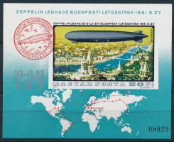 1977 A léghajó története vágott blokk (5.000)