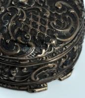 Ezüst (Ag) szelence, zsanérja elvált, jelzett, nettó 16g