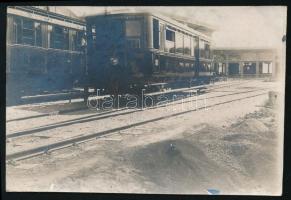 cca 1910-1920 Aradi és Csanádi Egyesült Vasutak szerelvénye, fotó, 6×8 cm