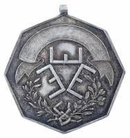 1902. "Újpest Rákospalota Atletikai Klub" jelzett Ag, kétoldalas, nyolcszög alakú sport em...