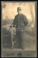 cca 1910-1915 Katonaportré, vizitkártya J. Smetak iglói (Iglau) műterméből, viseltes állapotban, 10,5x6,5 cm