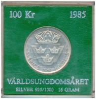 Svédország 1985. 100Kr Ag "Nemzetközi Ifjúsági Év" műanyag tokban T:UNC patina Sweden 1985. 100 Kronor Ag "International Youth Year" in plastic case C:UNC patina Krause KM#864