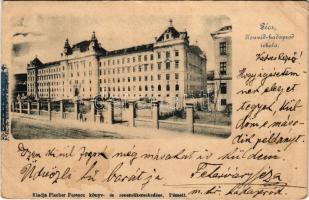 1901 Pécs, M. kir. honvéd hadapródiskola. Fischer Ferenc kiadása (EK)