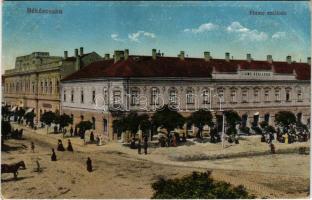 1918 Békéscsaba, Fiume szálloda, piac. Vasúti levelezőlapárusítás 2. sz. 1916. (fl)