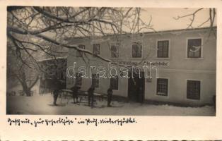 Schöckl Restaurant Ehrhartshöhe skiers photo