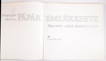 Gergely Jenő - Héri Vera: Pápák emlékezete. Pápai érmék, rendjelek, kitüntetések és pénzek. Bp., Unkornis. Kiadói egészvászon kötés, jó állapotban.