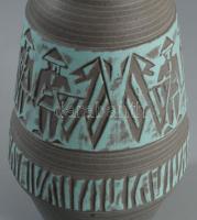 Modernista német váza emberalakos díszítéssel, hibátlan, m: 29 cm