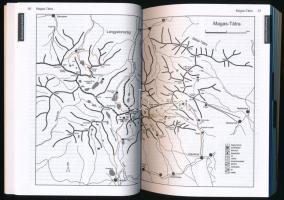 Nagy Balázs: Gerinctúrák a Kárpátokban. A térképek és fotók a szerző munkái. A rajzok Hárnási László...