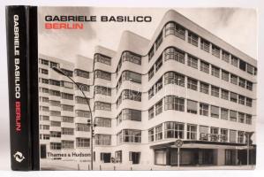 Basilico, Gabriele: Berlin. London, 2002, Thames &amp; Hudson. Kiadói kartonált kötés, sok képpel, jó állapotban.