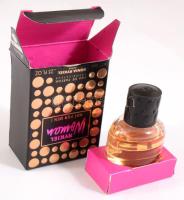 Sonia Rykiel parfüm tartalommal, dobozában.