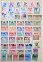 Modern magyar tétel sok motívummal, teljes sorokkal, blokkokkal, néhány teljes ívvel, 24 lapos A4-es...