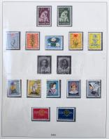 Hollandia gyűjtemény kezdemény az 1956-1981 közötti időszakból előnyomott falcmentes Lindner albumban, bordó borítóval, benne sok bélyegfüzet