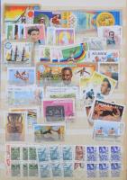 Vegyes külföldi kis tétel a világ minden tájáról, képes, motívum bélyegekkel, 8 lapos nagy berakóban