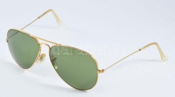Ray Ban Aviator pilóta szemüveg, tokban
