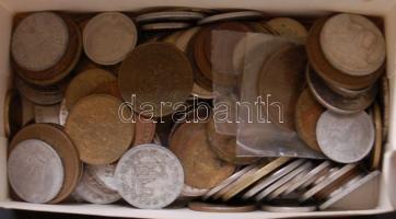 Vegyes világpénz tétel, régi darabokkal, Kossuth 5ft Ag-vel,... T:vegyes