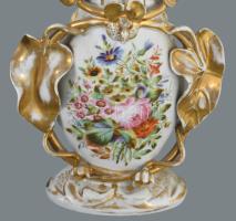 cca 19. sz. középső-utolsó harmada, "Old Paris" francia nagyváza plasztikus florális díszí...