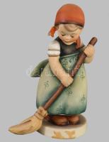 Hummel Goebel Little Sweeper. Jelzett, minimális kopással, m: 10,5 cm