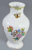 Herendi Viktória mintás váza, jelzett, aranyozáson kis kopással, m: 16 cm