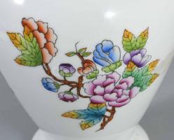 Herendi Viktória mintás váza, jelzett, aranyozáson kis kopással, m: 16 cm