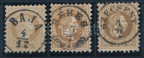 1867 15kr 3 db bélyeg színváltozatokkal, teljes "BAJA", "BÉKES" + "SZECSENY" bélyegzésekkel