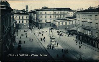 Livorno, Piazza Cavour, Banca Commerciale Italiana. Ed. Alberto Mei / street view, bank, automobiles, shop
