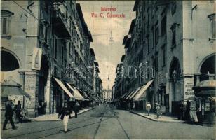 Livorno, Via V. Emanuele. Edit. Alberto Mei / street view, newspaper stand, shops