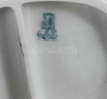 Gyermekpár jelzett porcelán figura, hibátlan, m: 11 cm