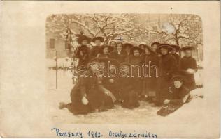 1912 Pozsony, Pressburg, Bratislava; Orsolya zárda, lányok csoportképe télen / nunnery, girls in winter. photo